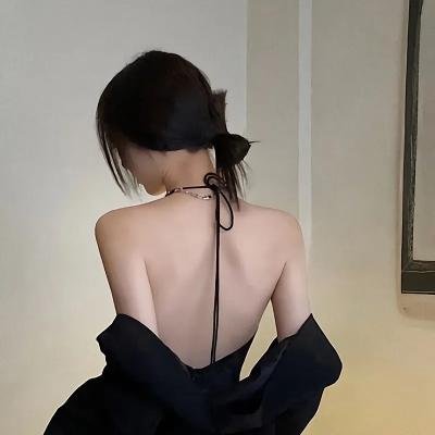 女学生和亨利先生